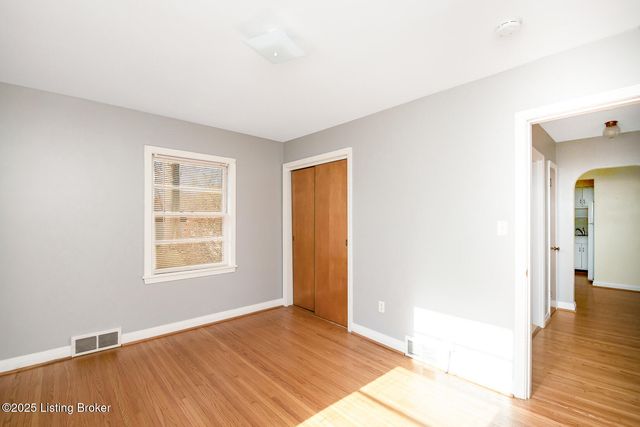 4930 Fielding Way, Louisville, KY 40216