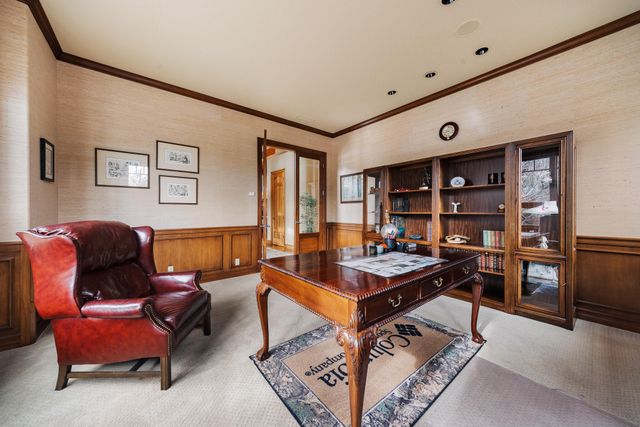 19558 Fairway Ridge Lane, Bend, OR 97702