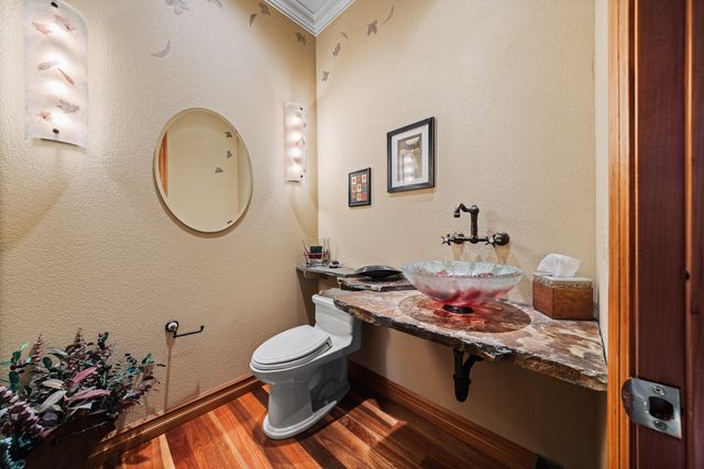 19558 Fairway Ridge Lane, Bend, OR 97702