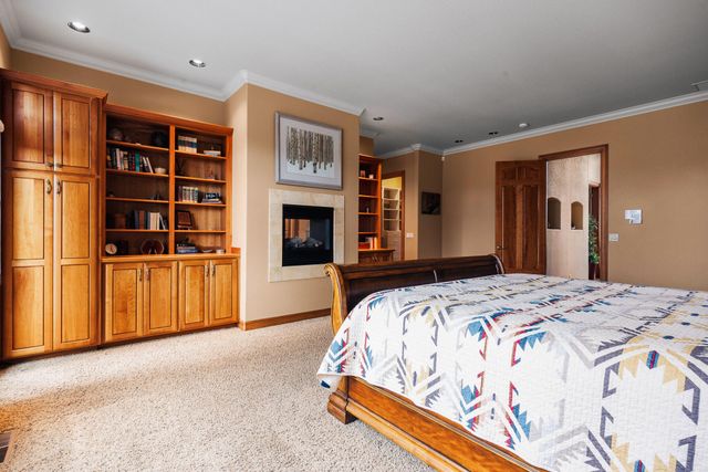 19558 Fairway Ridge Lane, Bend, OR 97702