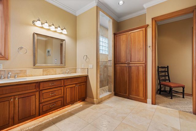 19558 Fairway Ridge Lane, Bend, OR 97702