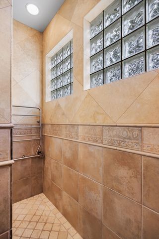 19558 Fairway Ridge Lane, Bend, OR 97702