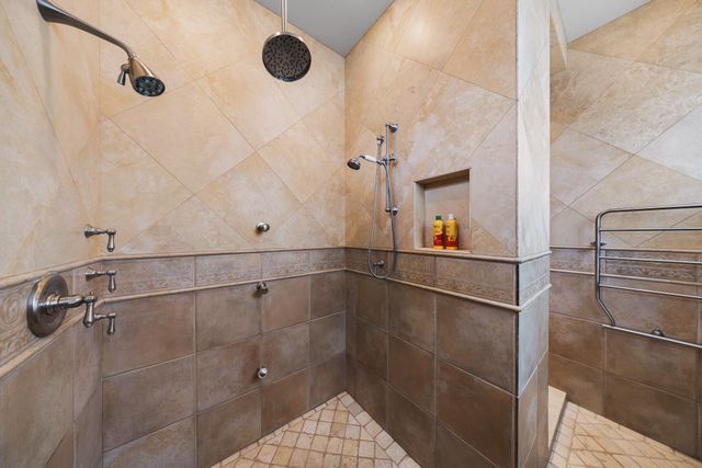 19558 Fairway Ridge Lane, Bend, OR 97702