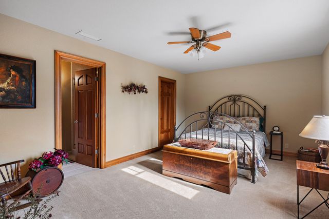 19558 Fairway Ridge Lane, Bend, OR 97702