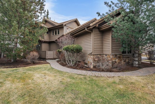 19558 Fairway Ridge Lane, Bend, OR 97702