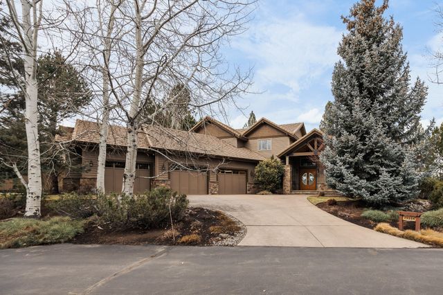 19558 Fairway Ridge Lane, Bend, OR 97702