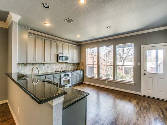 2330 Throckmorton Street, Dallas, TX 75219