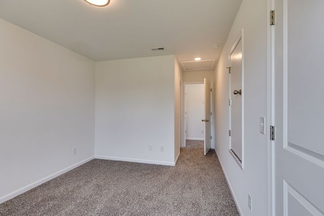865 Dogwood Trail, Clarksville, TN 37042
