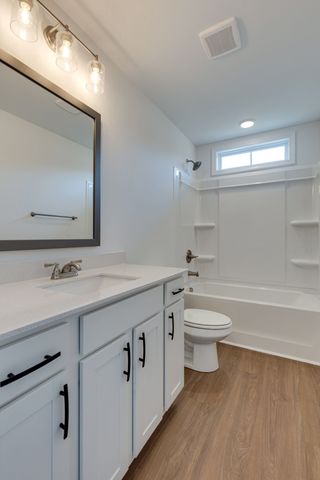 865 Dogwood Trail, Clarksville, TN 37042
