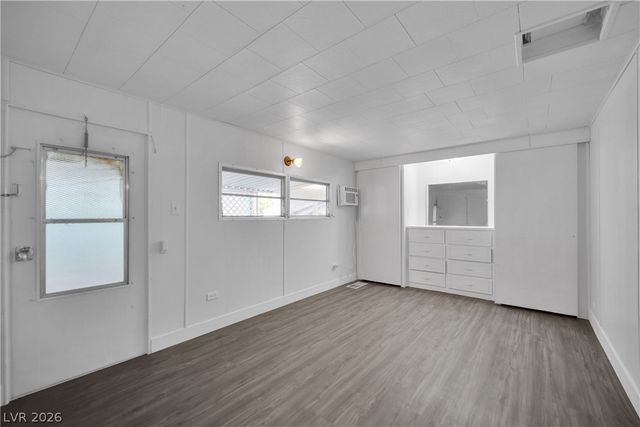 2225 Linn Lane, Las Vegas, NV 89156