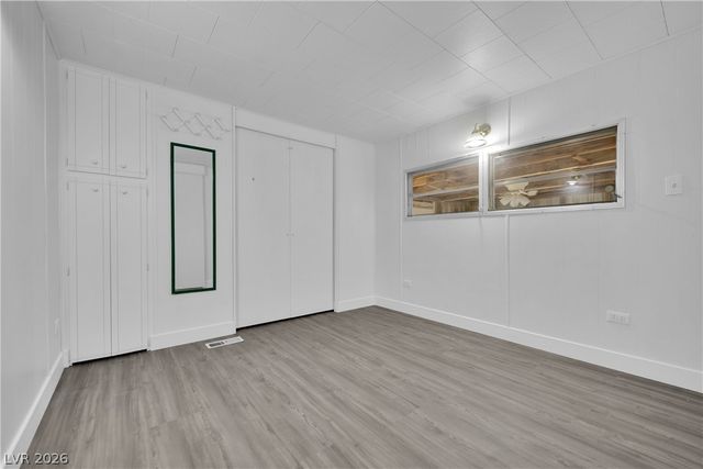 2225 Linn Lane, Las Vegas, NV 89156