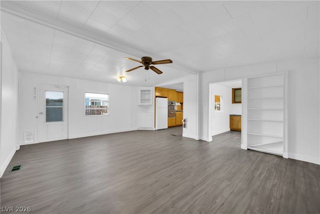 2225 Linn Lane, Las Vegas, NV 89156