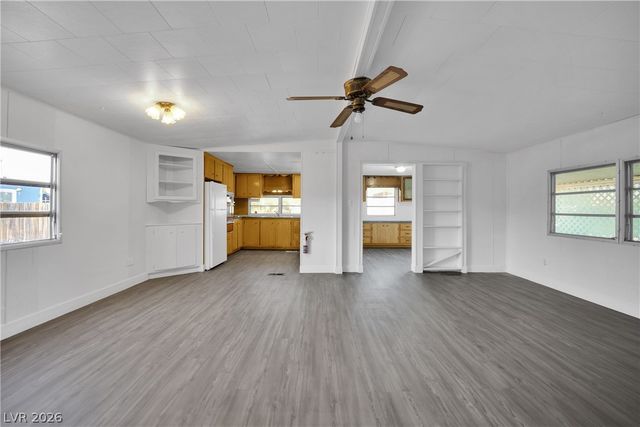 2225 Linn Lane, Las Vegas, NV 89156