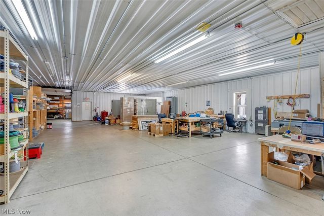 10725 Struthers Road, New Middletown, OH 44442