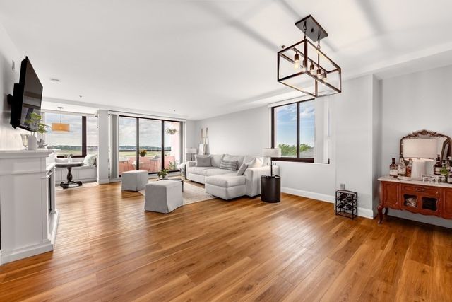 350 Revere Beach Blvd 7S, Revere, MA 02151