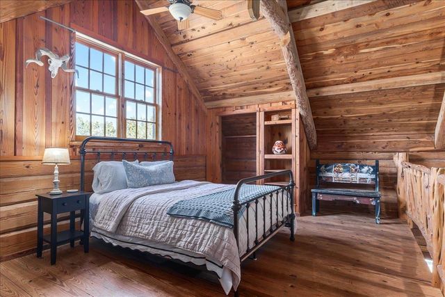 22703 HIGHWAY 71 W, Spicewood, TX 78669