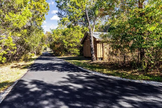 22703 HIGHWAY 71 W, Spicewood, TX 78669