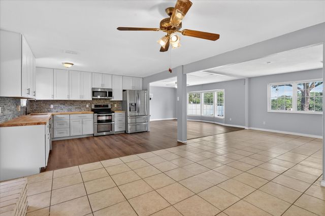 12410 Deeds Court, Azle, TX 76020