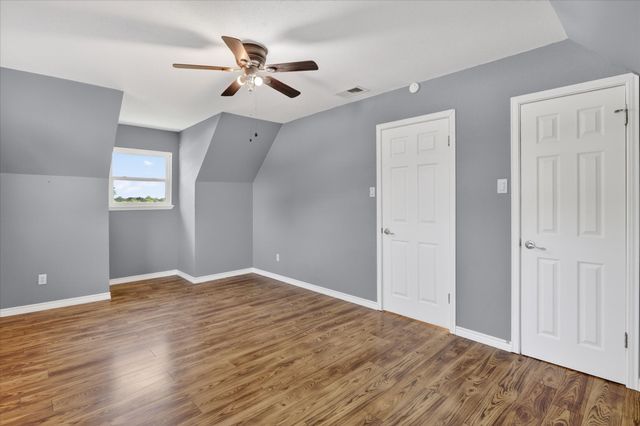 12410 Deeds Court, Azle, TX 76020