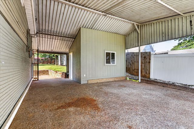 12410 Deeds Court, Azle, TX 76020