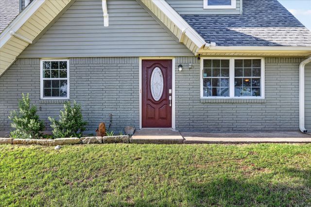 12410 Deeds Court, Azle, TX 76020
