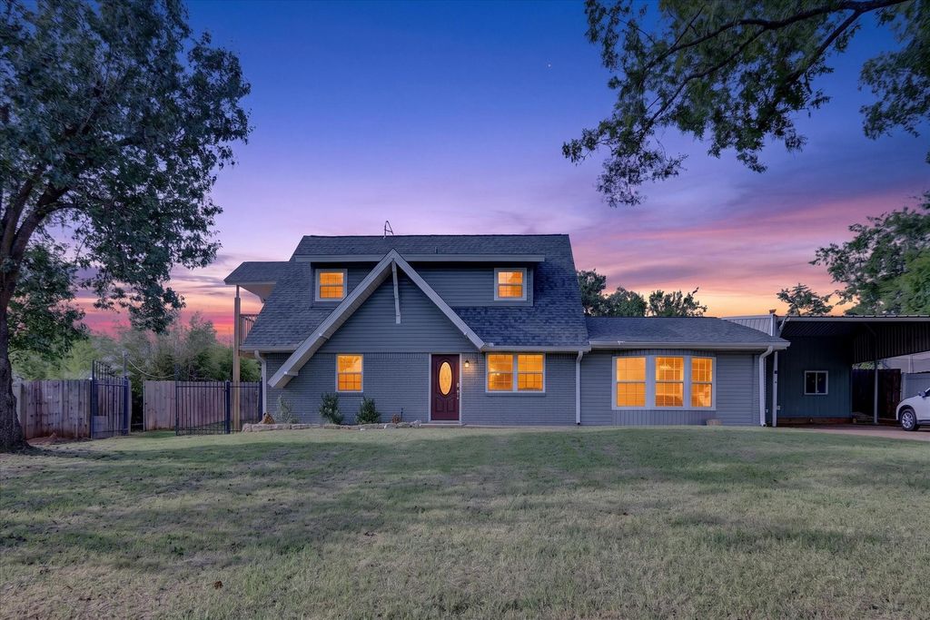 12410 Deeds Court, Azle, TX 76020