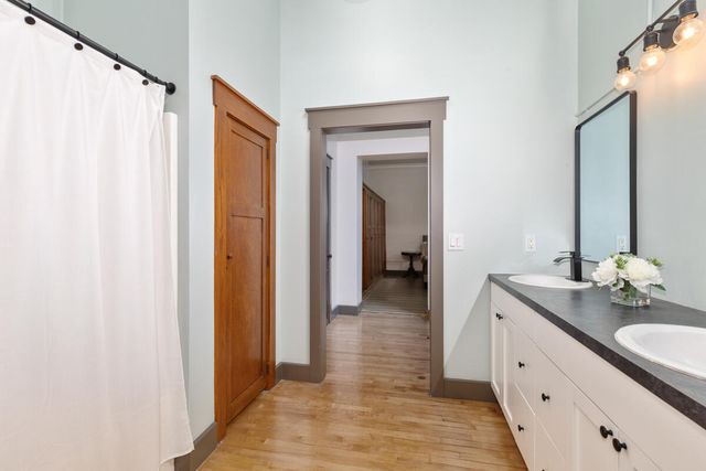 600 Broadway Avenue 226, Grand Rapids, MI 49504