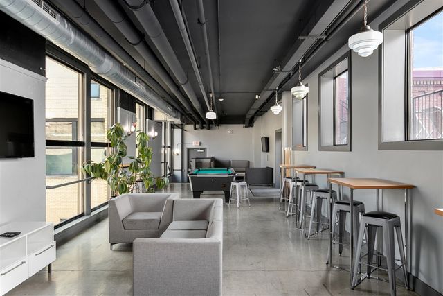 600 Broadway Avenue 226, Grand Rapids, MI 49504