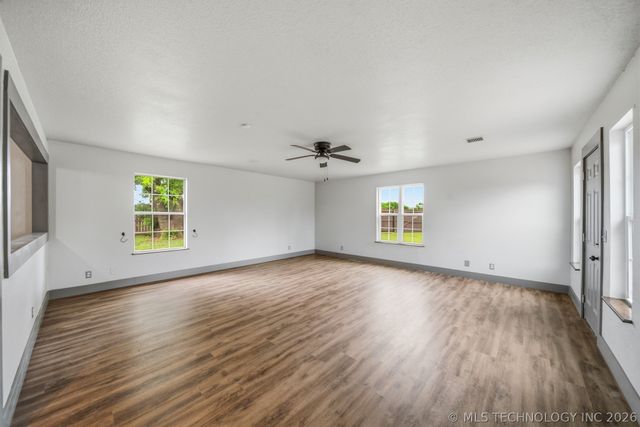 395 B Street NW, Inola, OK 74036