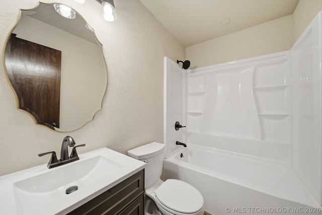 395 B Street NW, Inola, OK 74036