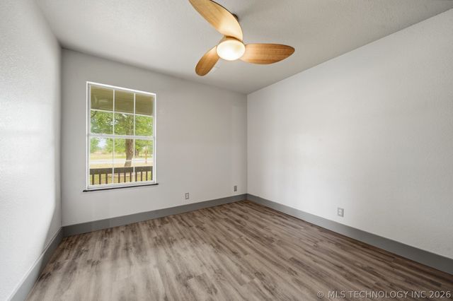 395 B Street NW, Inola, OK 74036