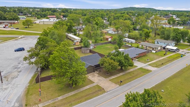 395 B Street NW, Inola, OK 74036