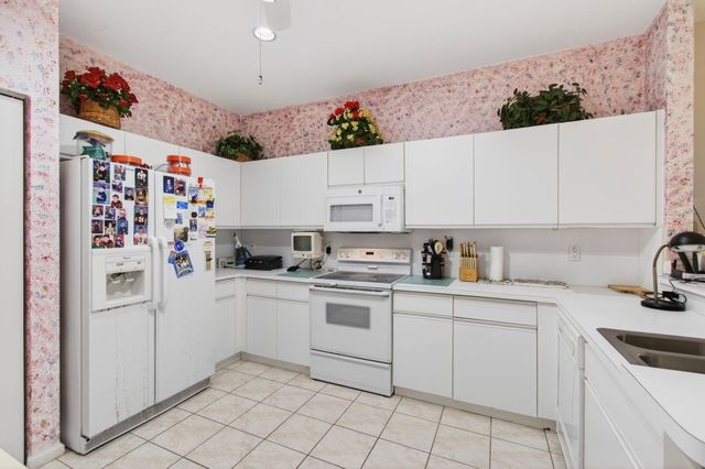 5696 Emerald Cay Terrace, Boynton Beach, FL 33437