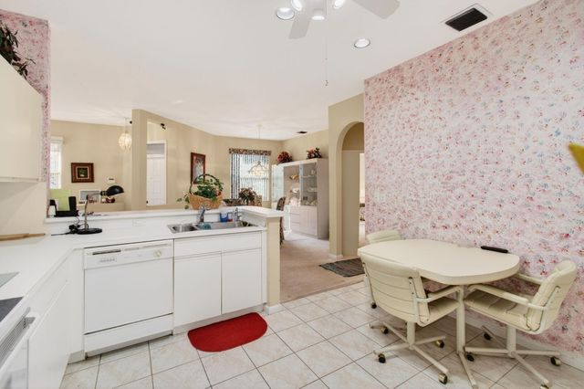 5696 Emerald Cay Terrace, Boynton Beach, FL 33437