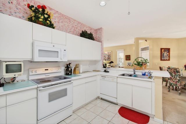 5696 Emerald Cay Terrace, Boynton Beach, FL 33437