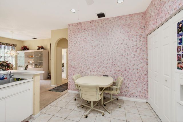 5696 Emerald Cay Terrace, Boynton Beach, FL 33437