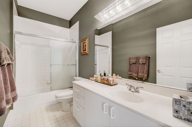 5696 Emerald Cay Terrace, Boynton Beach, FL 33437