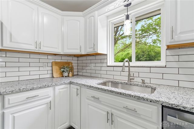2529 Marinette, Springfield, OH 45503