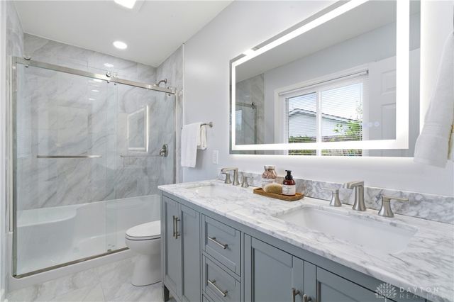 2529 Marinette, Springfield, OH 45503
