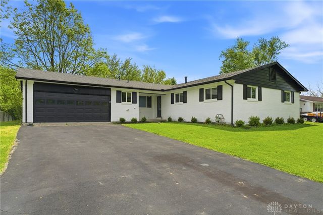 2529 Marinette, Springfield, OH 45503
