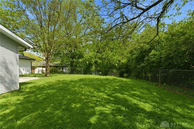 2529 Marinette, Springfield, OH 45503