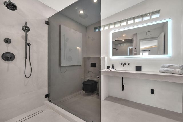 120 NE 25th Street, Miami, FL 33137