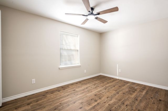 54 Carriage Wheel, Corinth, TX 76210