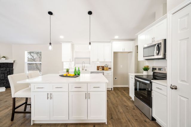 54 Carriage Wheel, Corinth, TX 76210