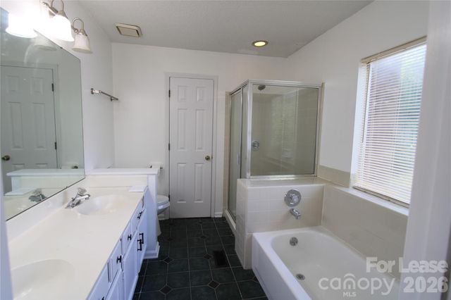 1513 Pine Mountain Road, Charlotte, NC 28214