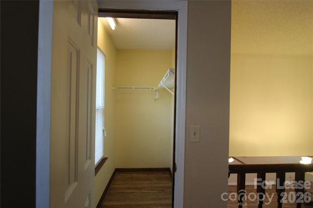 1513 Pine Mountain Road, Charlotte, NC 28214