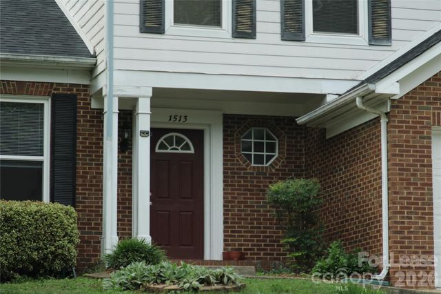 1513 Pine Mountain Road, Charlotte, NC 28214