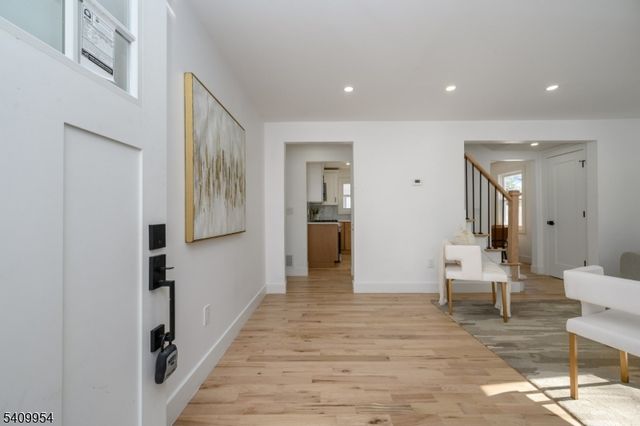 341 Forest Dr, Union Twp., NJ 07083