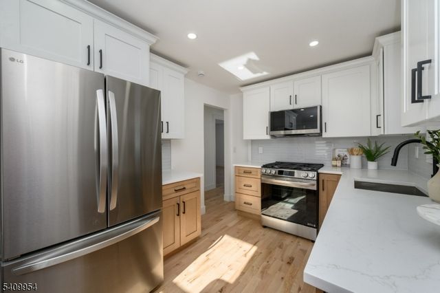 341 Forest Dr, Union Twp., NJ 07083