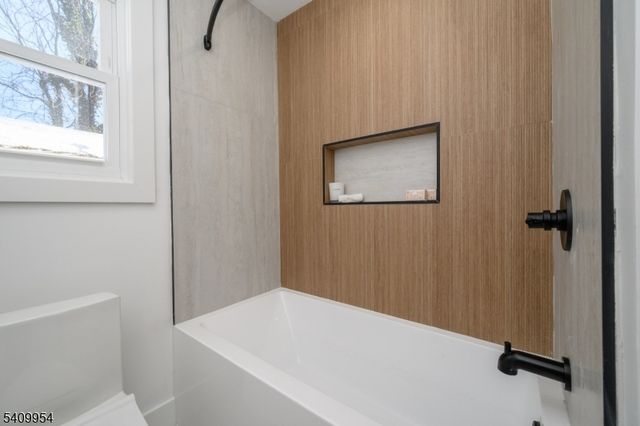 341 Forest Dr, Union Twp., NJ 07083